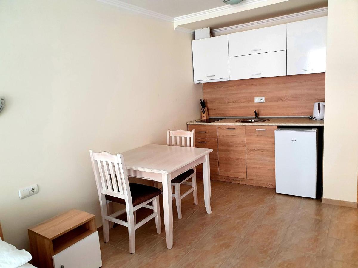 Elenite Private Apartments Zewnętrze zdjęcie
