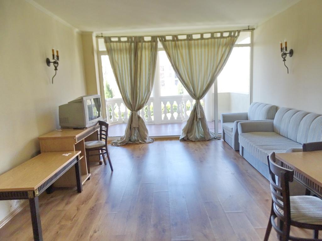 Elenite Private Apartments Zewnętrze zdjęcie